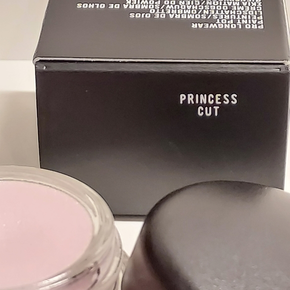 MAC Pro Longwear Paint Pot *PRINCESS CUT* / 0.17 oz / New in box - Picture 4 of 5